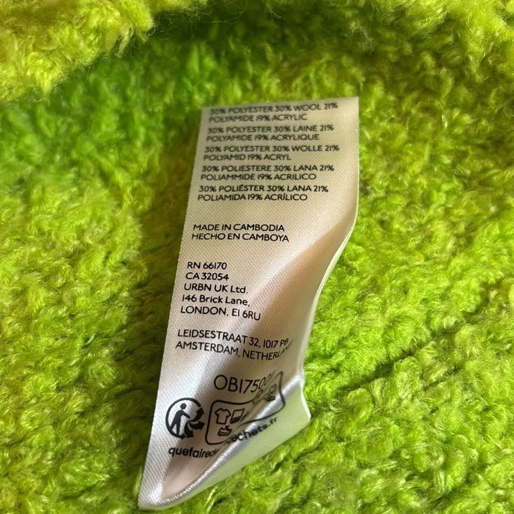 FREE PEOPLE Bright Green Cozy Sweater medium oversized - Picture 5 of 5